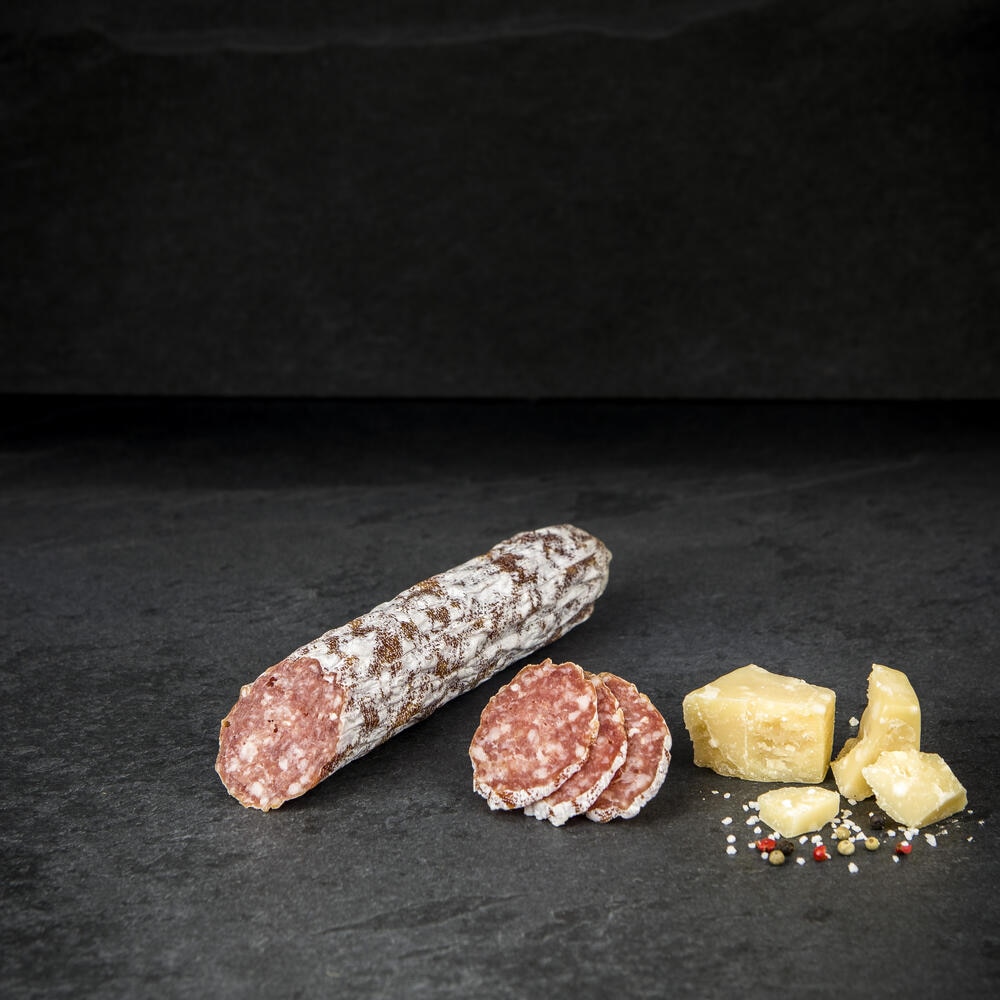 Il Gustoso-salame al Parmigiano Reggiano D.O.P